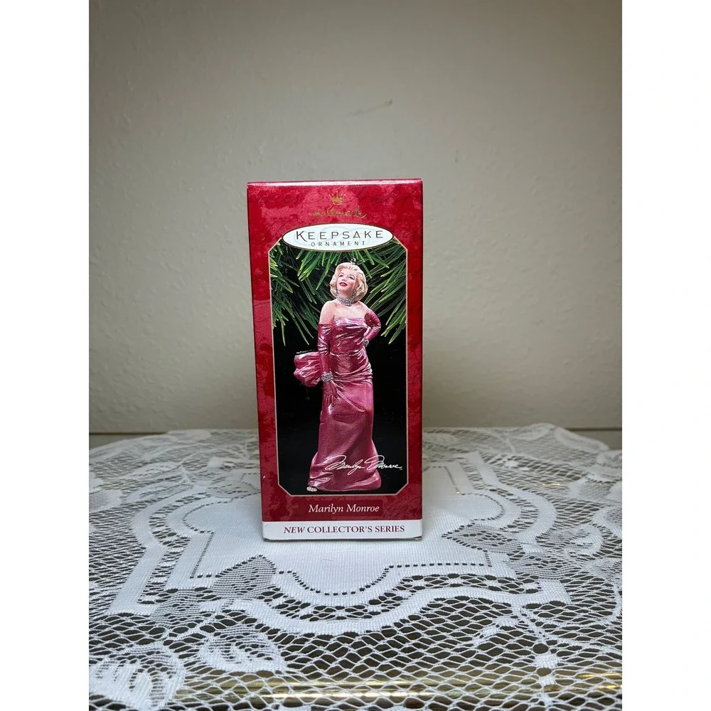 1997 Hallmark Marilyn Monroe Series Christmas Ornament Pink Gown in Box